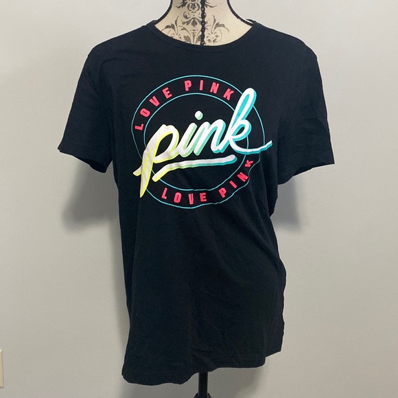 Pink VS Black Tshirt with Fun Back Design - Picture 1 of 6